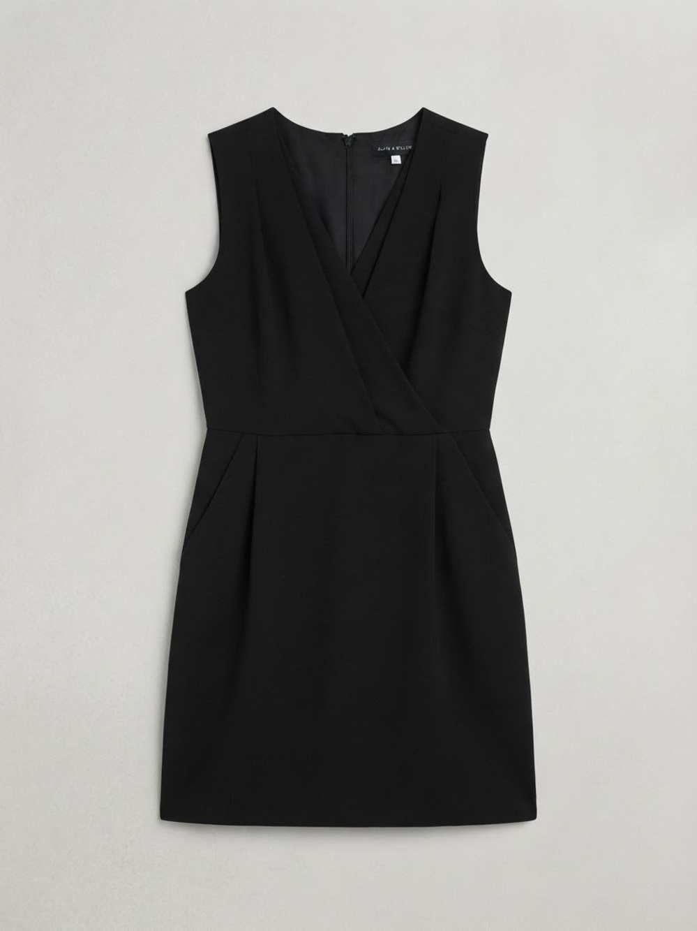 Slate & Willow Black v-Neck Business Dress